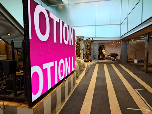 『第2回 フジテレビジュツ博』ホワイエ全景