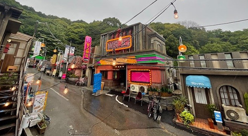 もしもこの世が舞台なら、楽屋はどこにあるのだろう