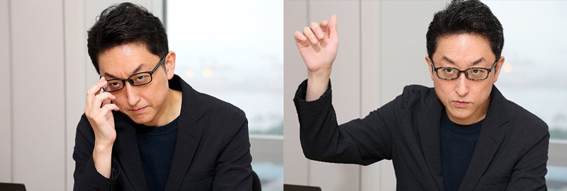 決して怒っているわけではありません・・・真剣なだけです（笑） 