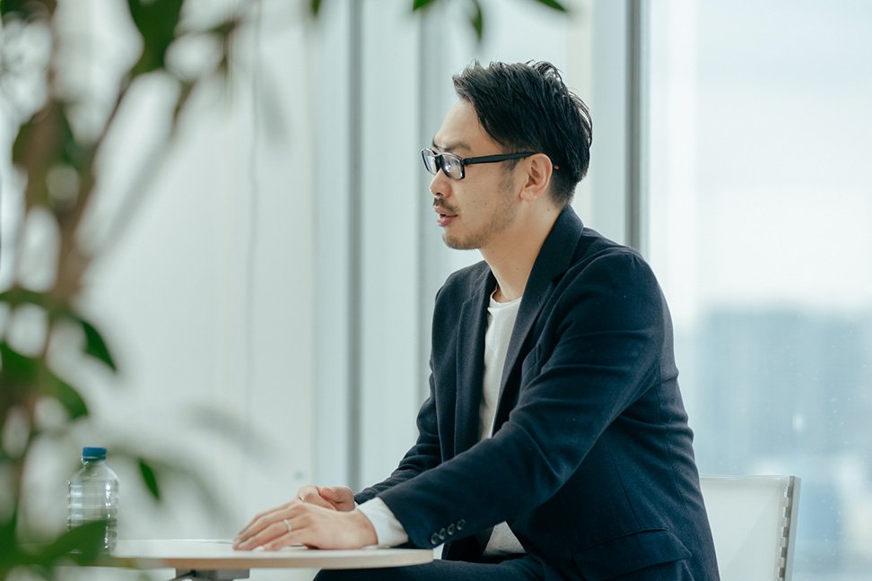 映画制作部 梶本 圭